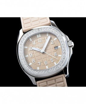 파텍필립 아쿠아넛 35mm-2 5067A